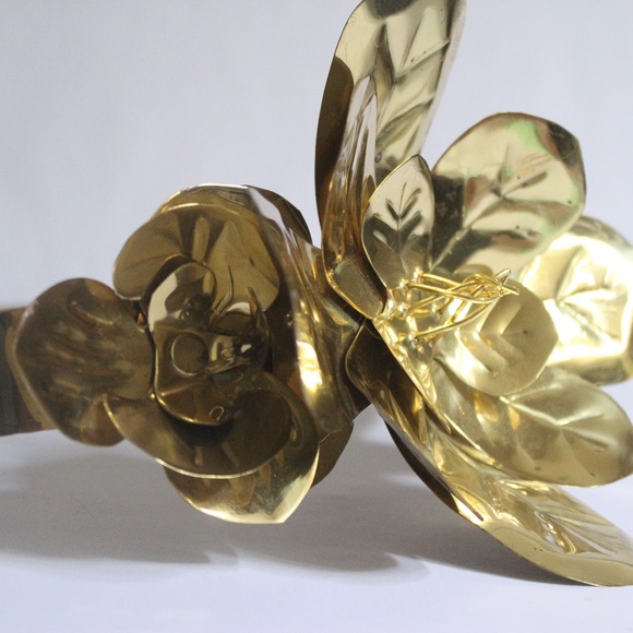 Bridal Metal Flower Belt - Picture 4 of 5